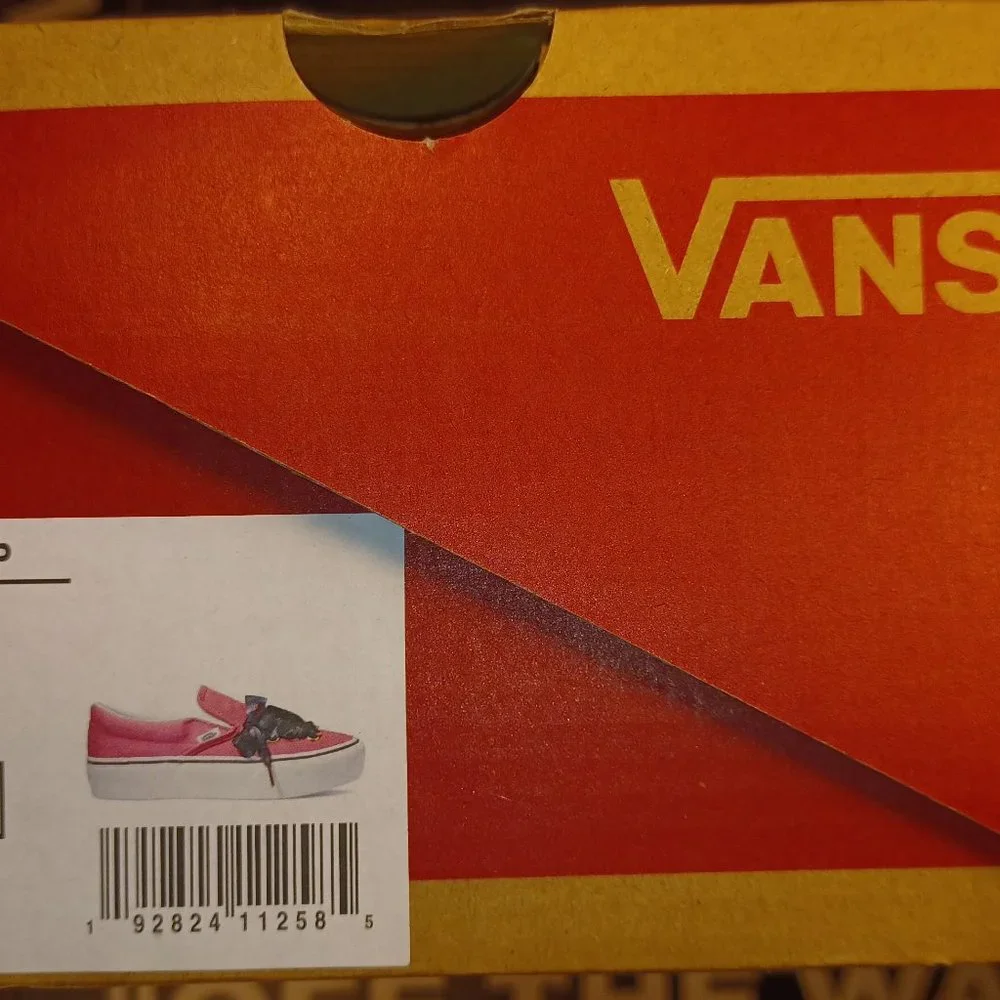 Vans Classic Slip-On P Women’s 5 Pink/Black Oversized Lace Carmine VN0A3…